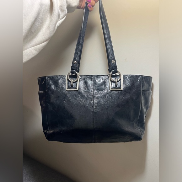 Coach gallery east west Leather Tote with Inlaid/Patchwork design - Picture 2 of 12